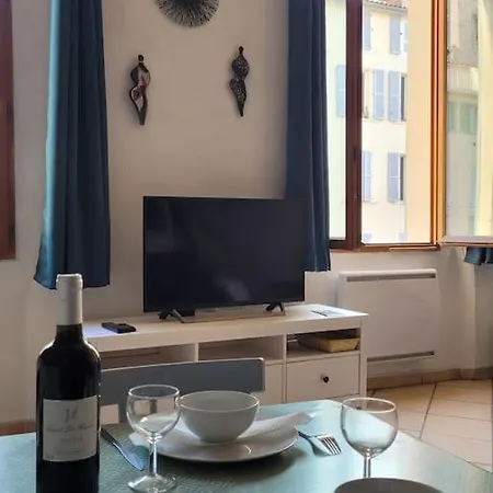 Апартаменты La Grenille *