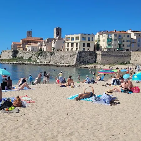 La Grenille Апартаменты *